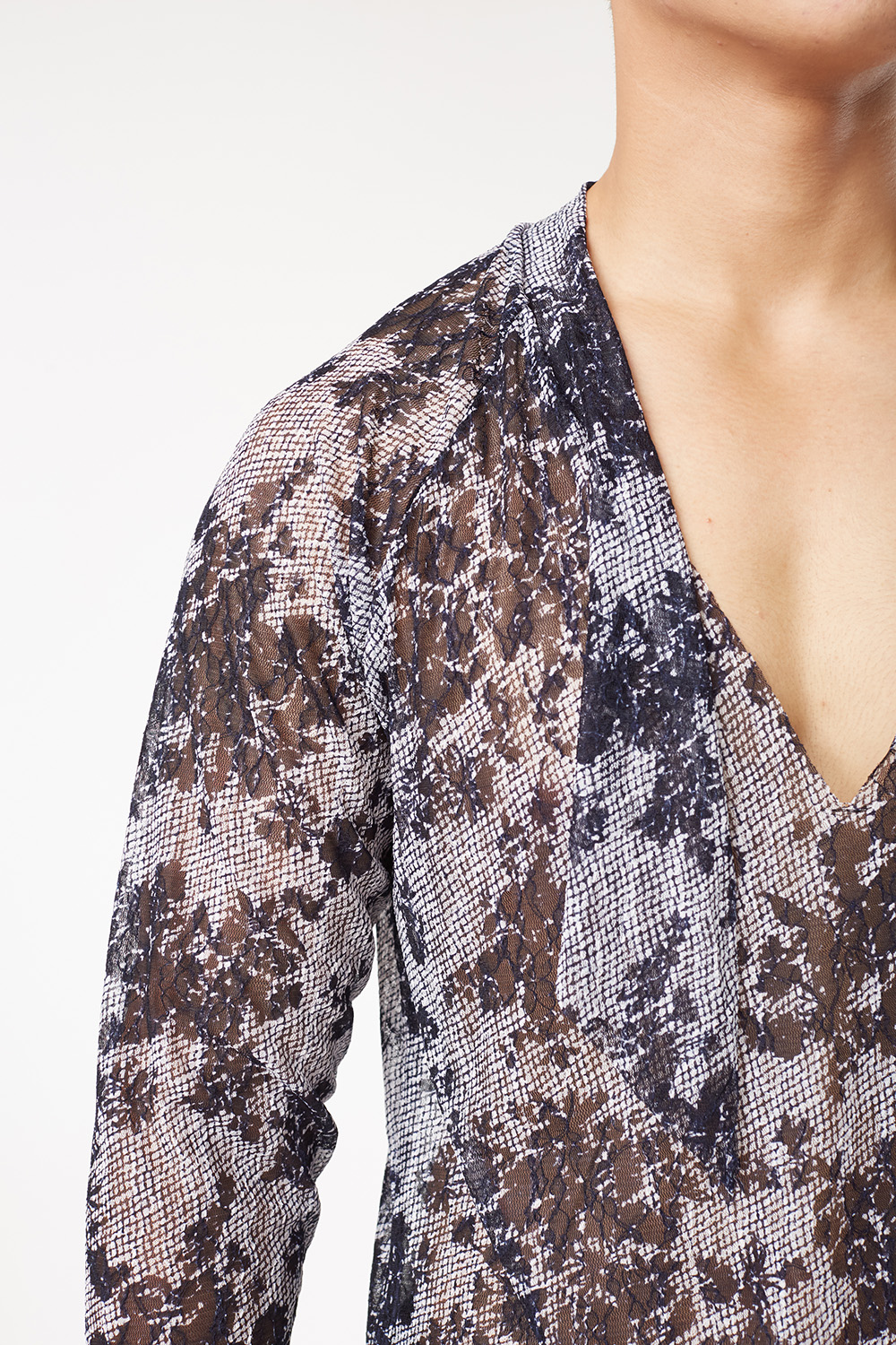 Deep V-neck Rose Pattern Lace Shirt
